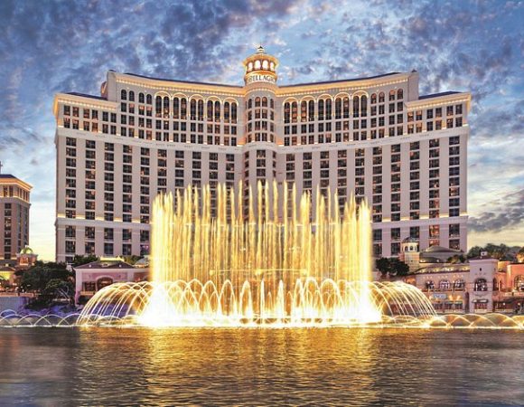 2025’s Top 10 Hotels in Las Vegas: Where to Stay for Luxury and Fun